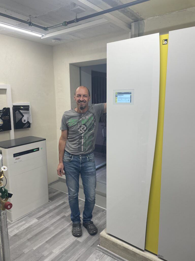 Wärmepumpe IDM mit Pufferspeicher und Frischwassertauscher, SOLARier Winklern, Obervellach, Photovoltaikanlage, Heizungsumstellung, Stromspeicher,