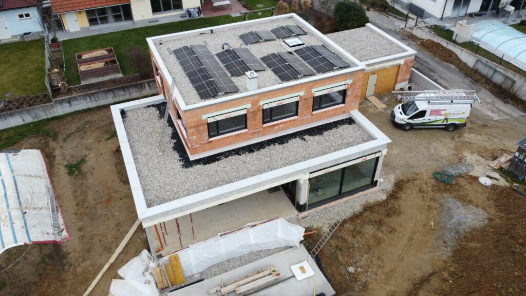 KNV Wärmepumpe, Tiefenbohrung, SOLARier, Pregarten, gesamte Hausinstallation, Fußbodeheizung, Stromspeicher, Solax Wechselrichter, BWT Entkalkungsgerät, Deckenkühlung, Haustechnik SOLARier