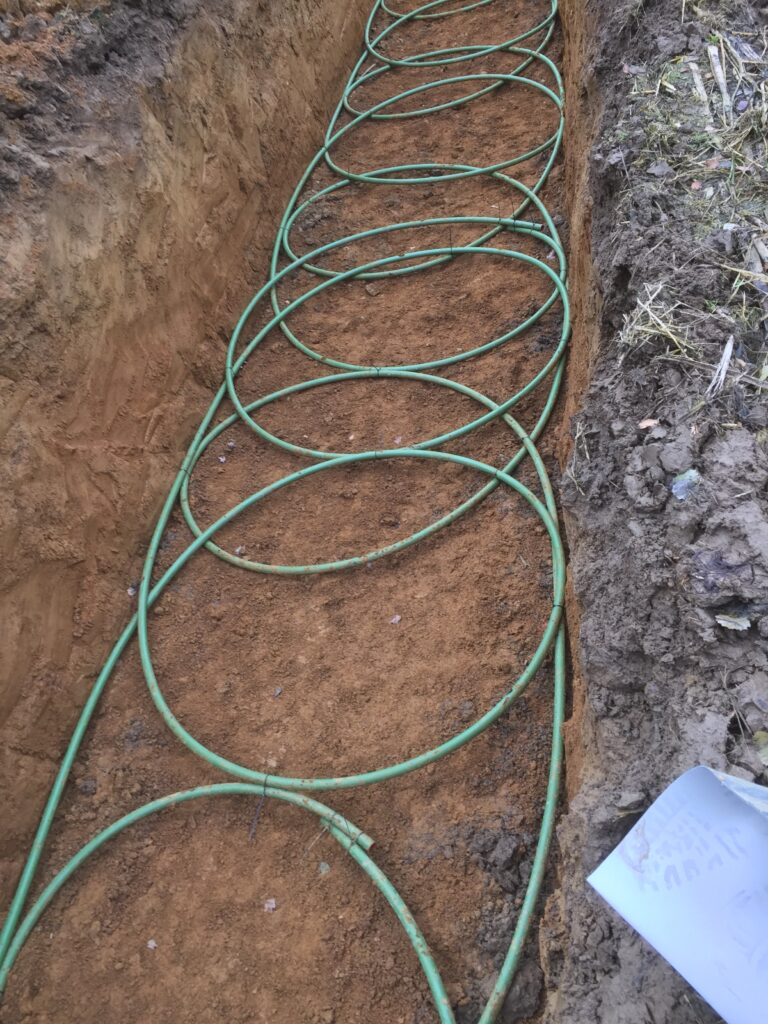 Ringgrabenkollektror, KNV Wärmepumpe, SOLARier