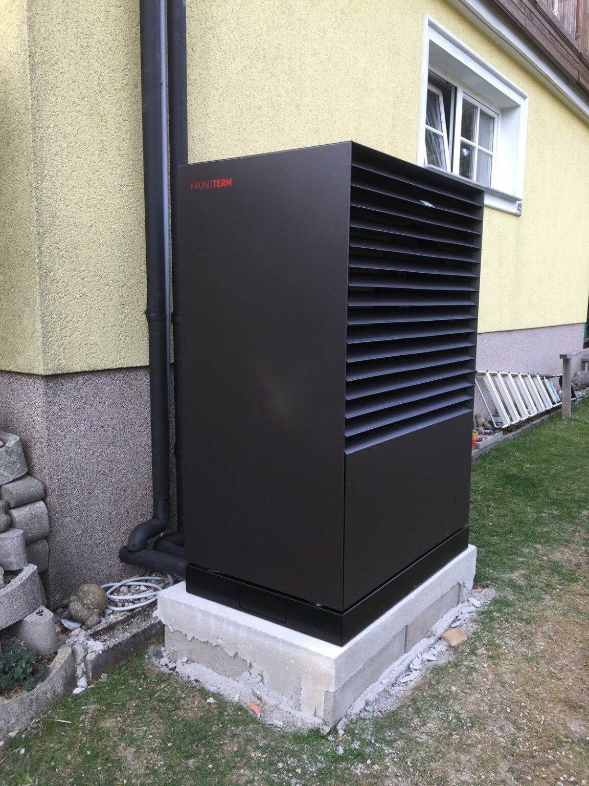Kronoterm Wärmepumpe, SOLARier,