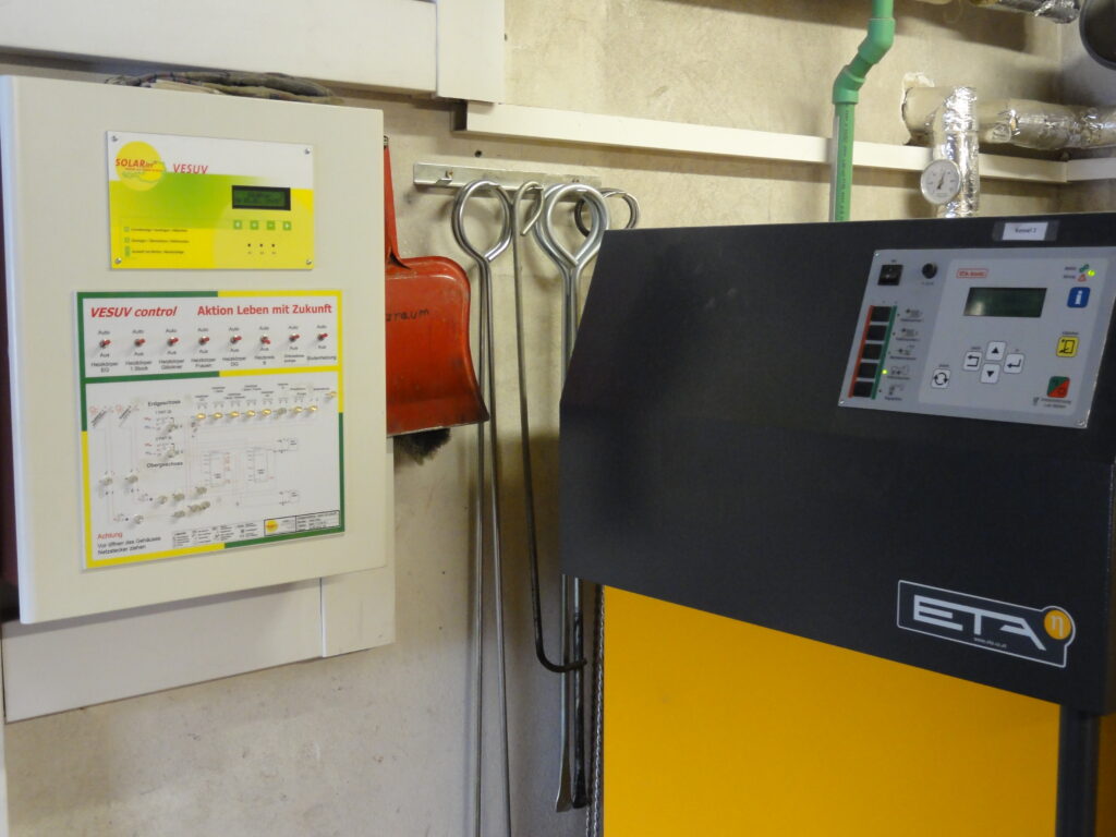 Heizungsdydraulik, SOLARier, Holzvergaserkessel, Frischwassertaucher, Solaranlage, Pufferspeicher, Ried im Traunkreis, erneuerbare Energie, Installateur,