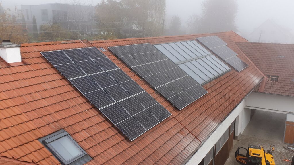 Solaranlage, Photovoltaik, Altenberg, Pufferspeicher, Neoom Speicher, erneuerbare Energie SOLARier