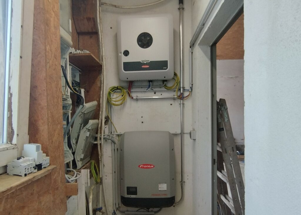 Photovoltaik, Messenböck, Meggenhofen, Landwirtschaft, PV-Anlage, SOLARier, Fronius Symo Gen 24, BYD Stromspeicher,